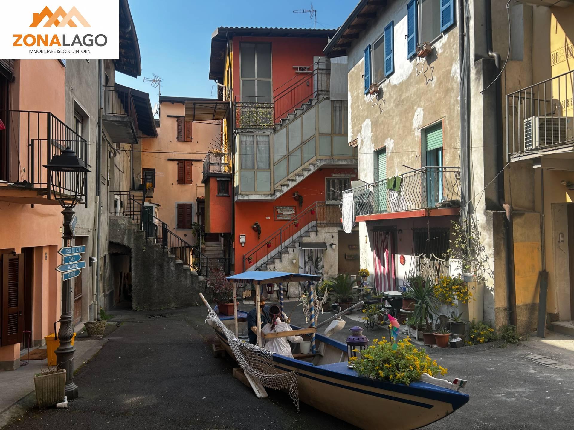 Casa indipendente in Piazza Berlai, Pisogne