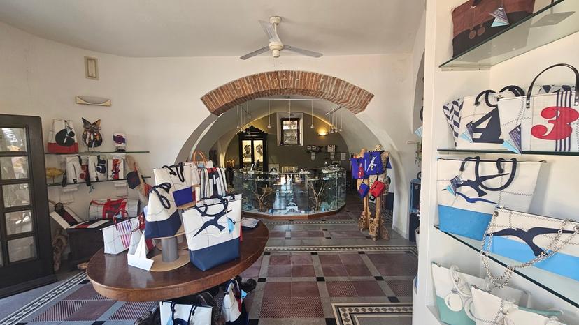 Monolocale in Piazza Matteotti  30, Porto Azzurro — foto 3 di 5