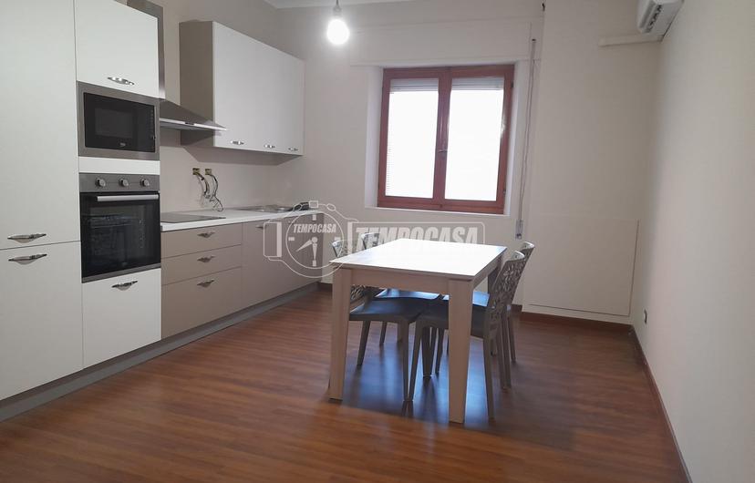 Trilocale in Via Caterina Gagliardi 7, Vibo Valentia — foto 4 di 5
