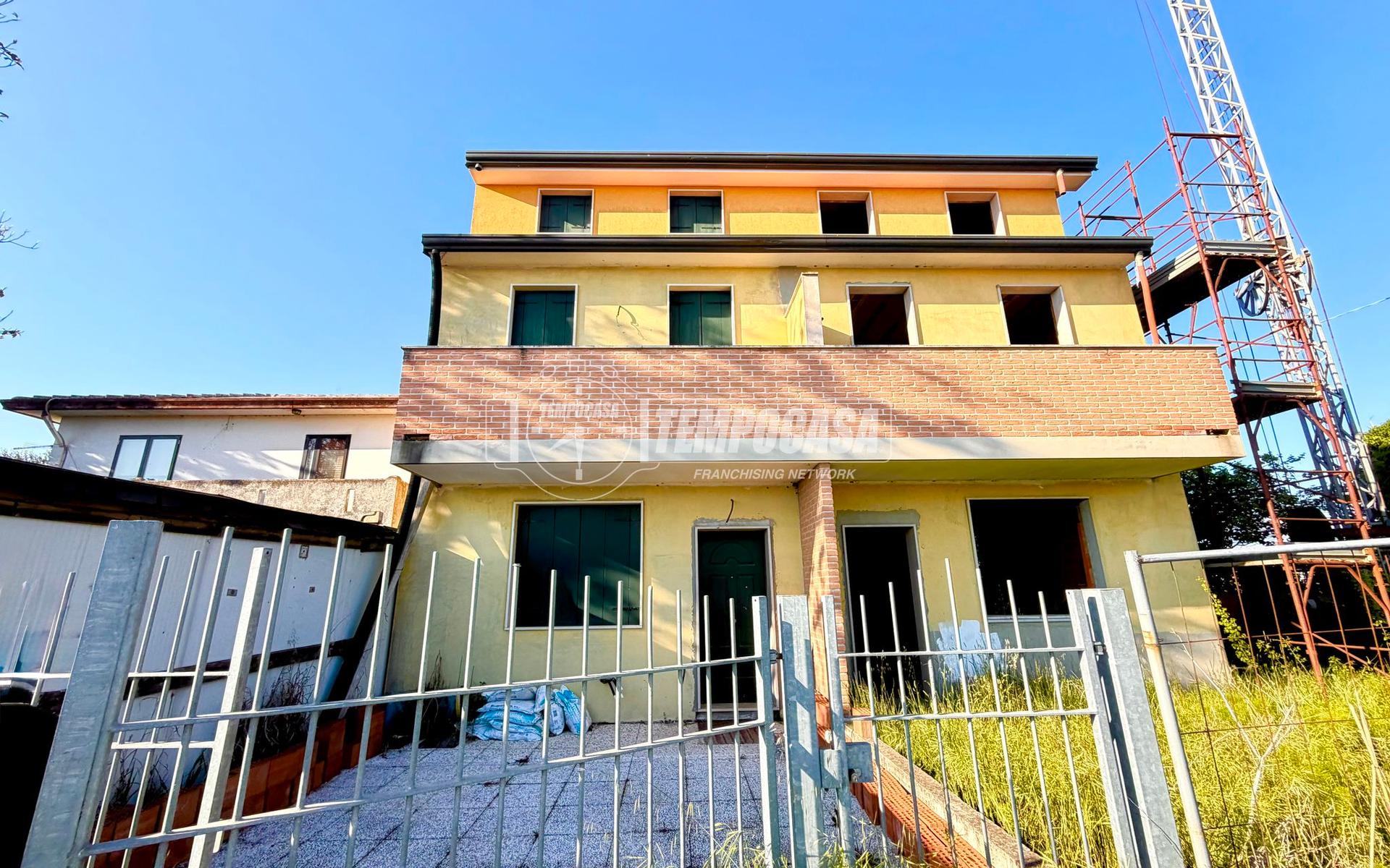 Villa a schiera, Chioggia