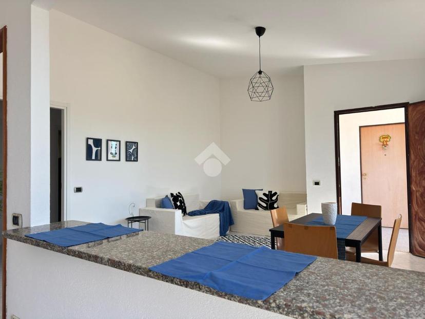 Trilocale in Via Lago Baratz, Quartu Sant'Elena — foto 3 di 5