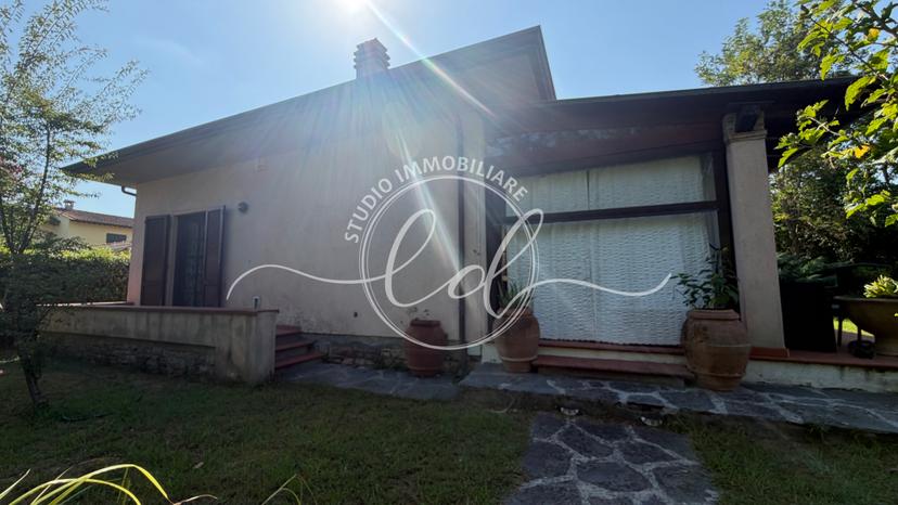 Casa indipendente, Pietrasanta — foto 2 di 5