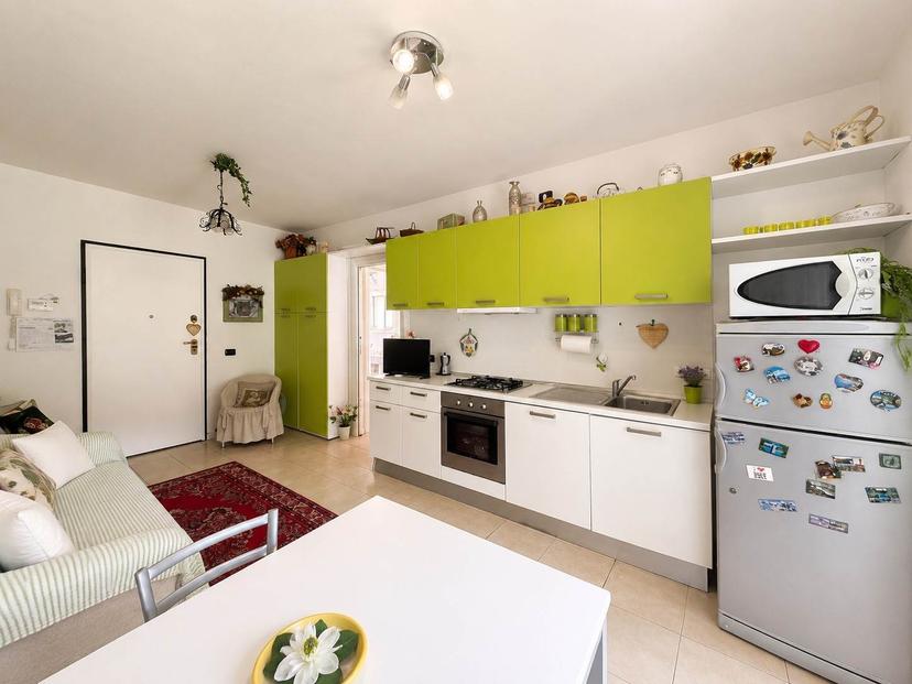 Bilocale in Via Mandriana, Pianello del Lario