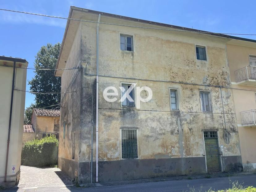 Casa indipendente in Via Enrico Fermi, San Giuliano Terme — foto 3 di 5