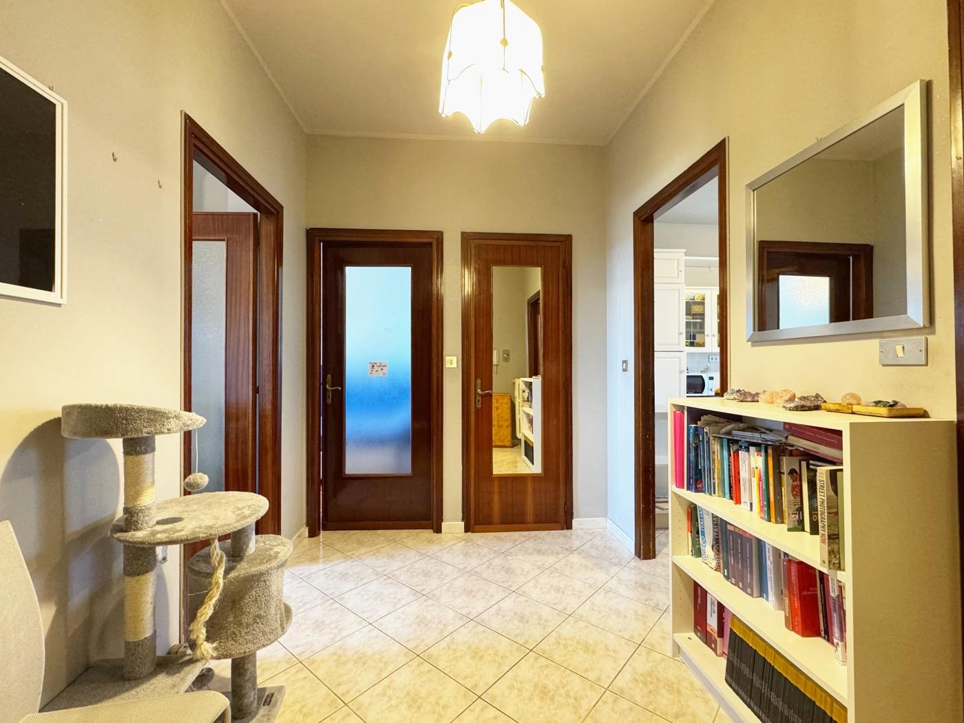 Trilocale in Via Trieste 8, Poirino