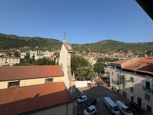 Quadrilocale in Piazza P. G. Mauro 8, Dolceacqua