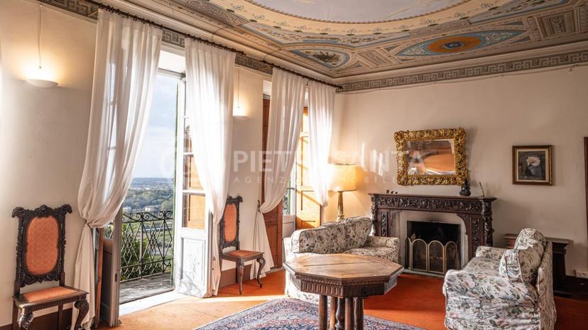 Villa, Camaiore