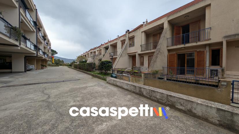 Villa a schiera in Via Vallelunga, 222, Reggio di Calabria — foto 2 di 5