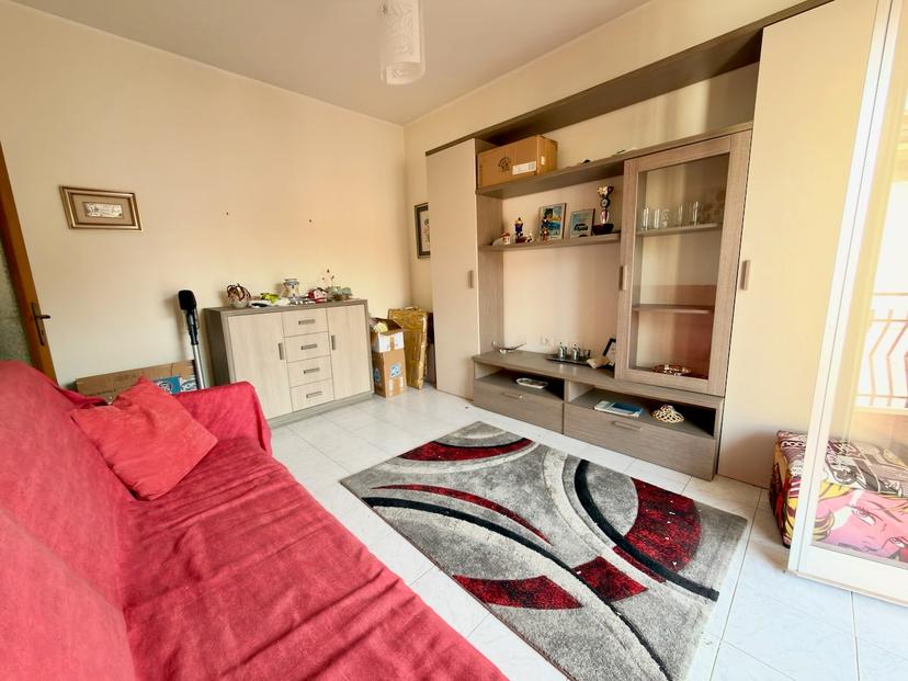 Bilocale in Via Gravina 30, Tremestieri Etneo