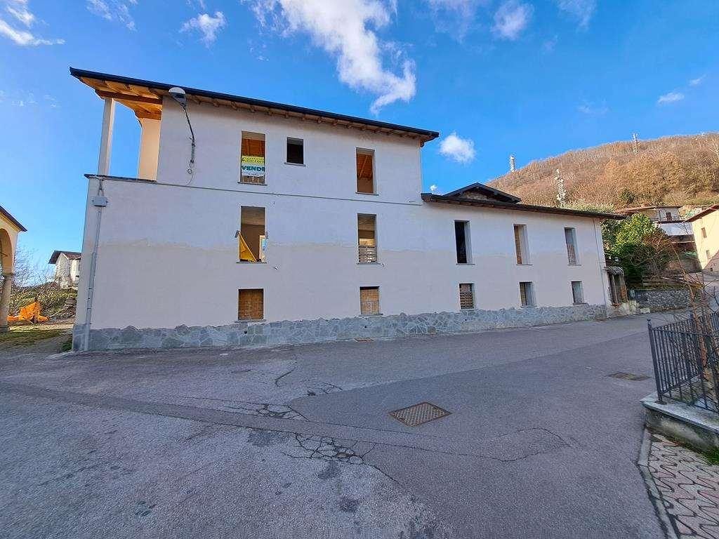 Appartamento in Brenzio, Gravedona ed Uniti