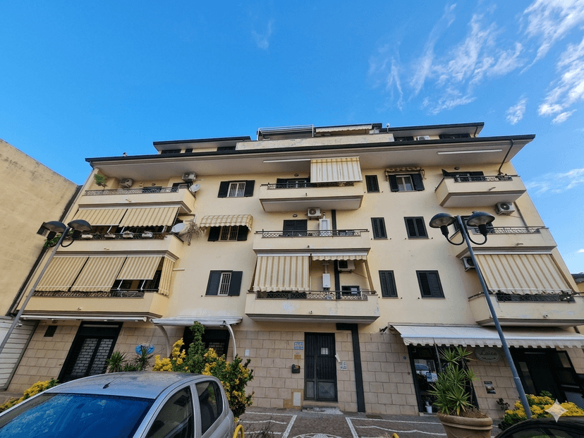 Appartamento in Via Giuseppe Verdi, Curti — foto 2 di 5