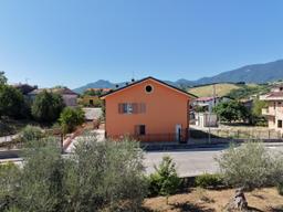Casa indipendente in Contrada Bivio Cupoli 19, Farindola