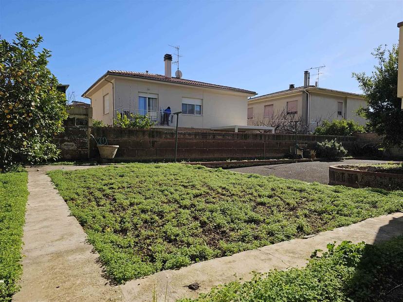 Appartamento in Via Grandi, Rosignano Marittimo — foto 2 di 5