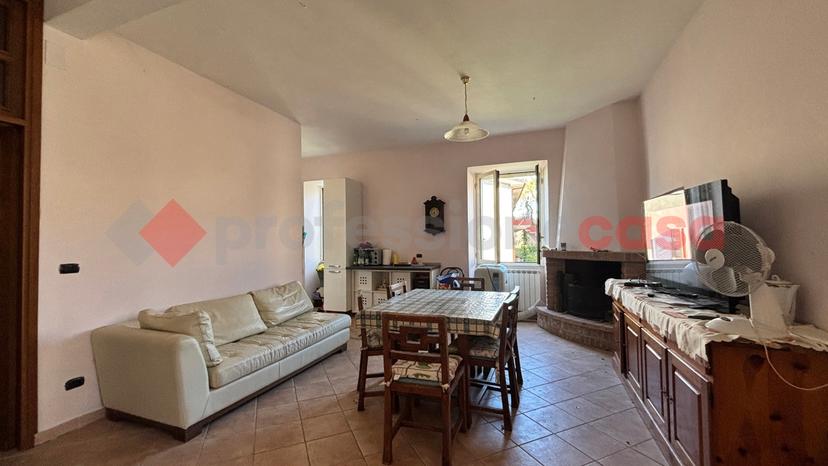 Quadrilocale in Via Paterno 28, Trivigliano — foto 2 di 5
