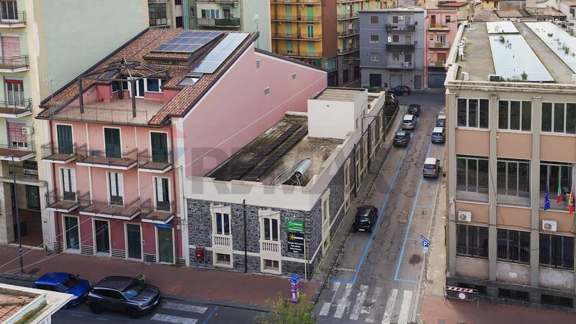 Casa indipendente in Via Eugenio Curiel 1, Adrano — foto 4 di 5