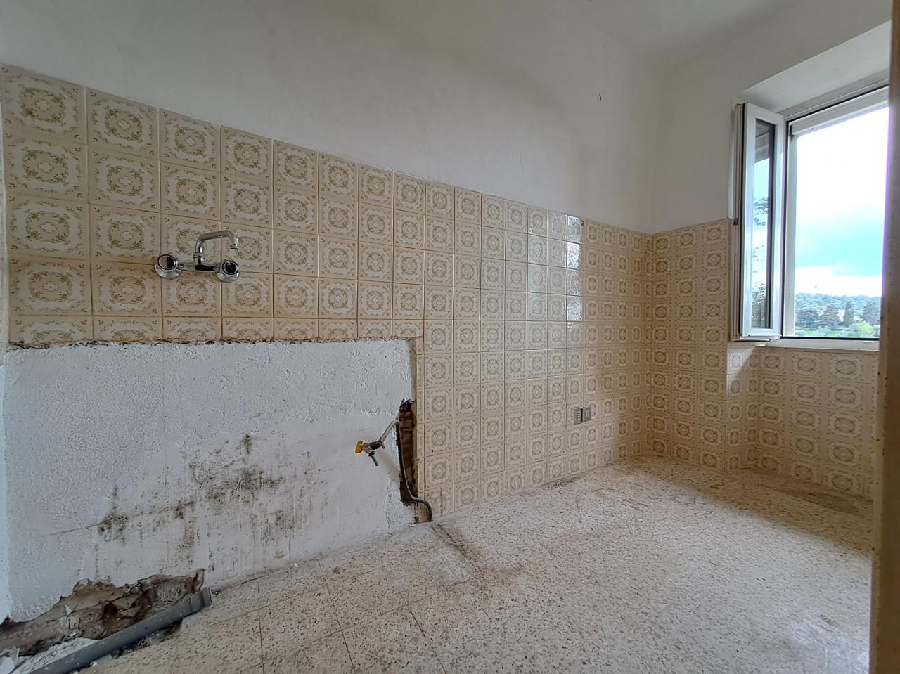 Villa a schiera, Magione