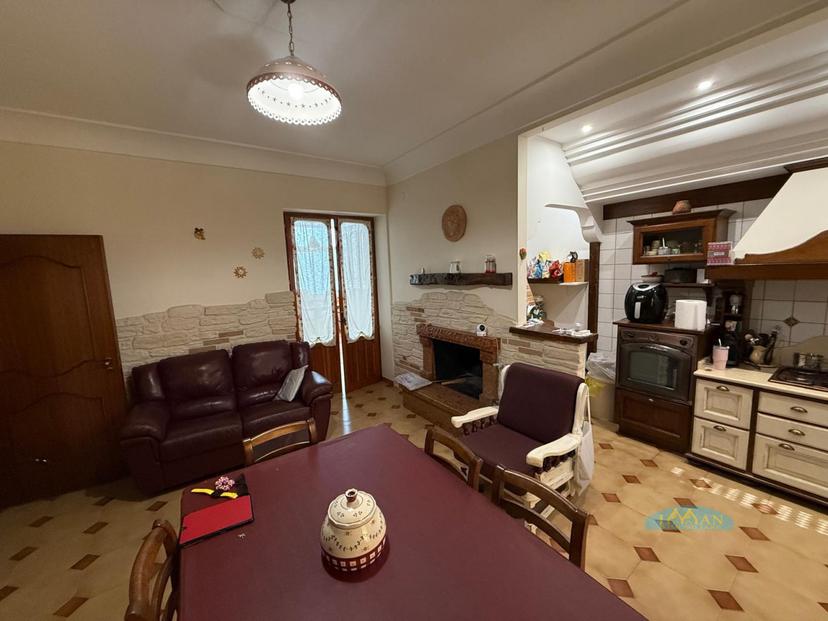 Quadrilocale in Via Virgilio, Villa Castelli — foto 5 di 5