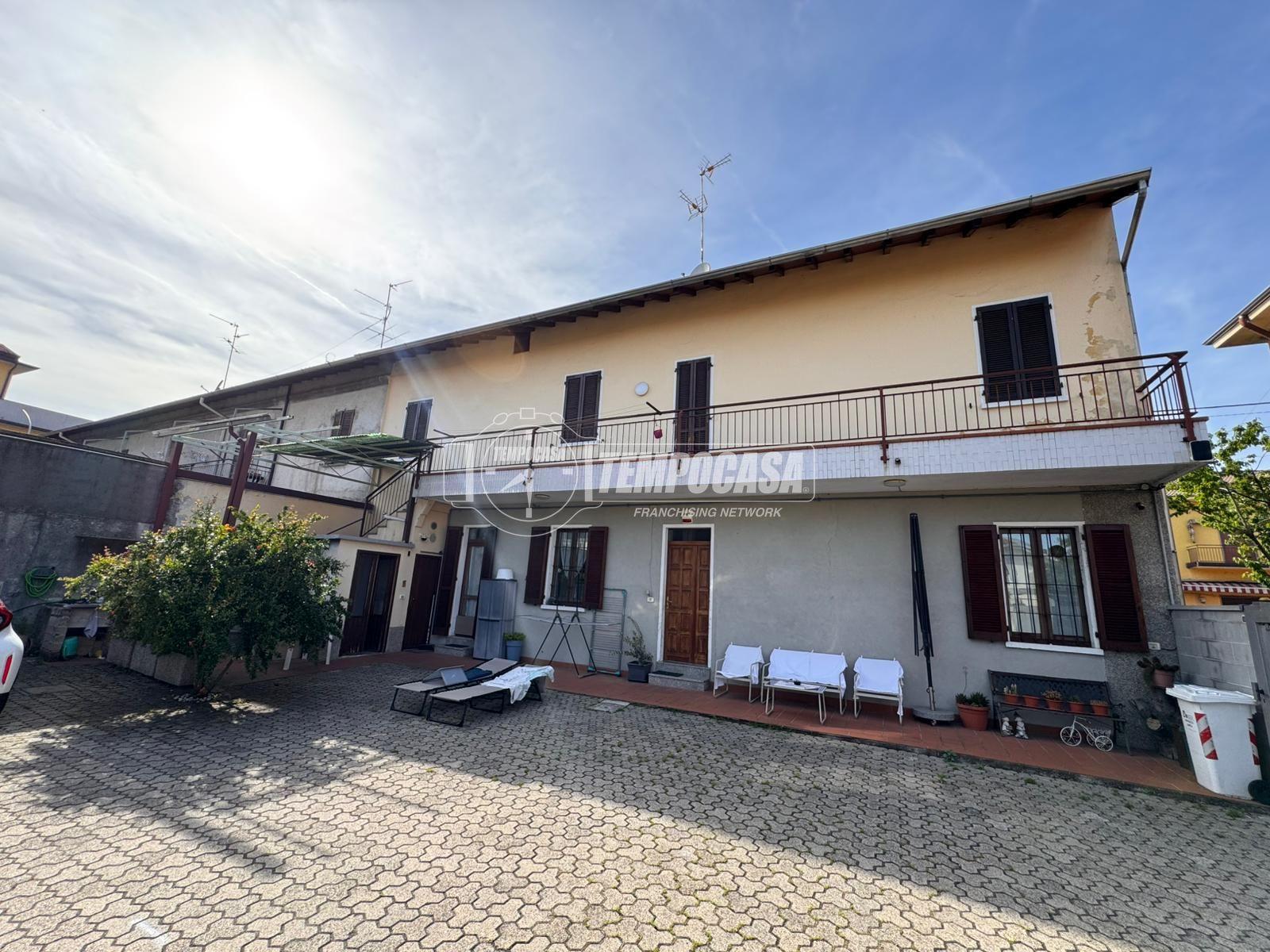 Casa indipendente in Via della Ricordanza, Busto Arsizio