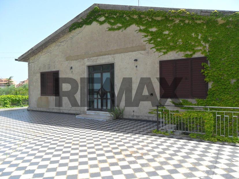 Villa in Viale dei Miti 53, Enna — foto 2 di 5
