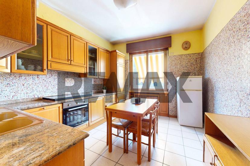 Quadrilocale in Piazza Mazzini 5, Casatenovo — foto 4 di 5
