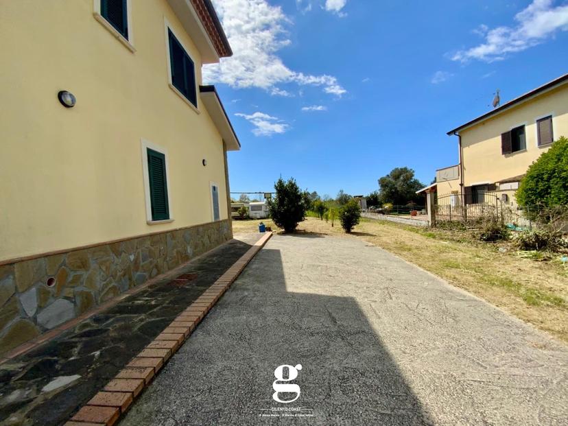 Villa bifamiliare in Via Ardisani  S.N.C., Casal Velino — foto 5 di 5