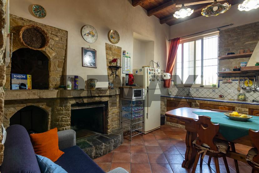 Villa in Via Rosario Pitrelli 48, Caltagirone — foto 2 di 5