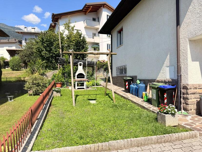 Villa in Via Monsignor. d. Caproni 45, Levico Terme — foto 5 di 5