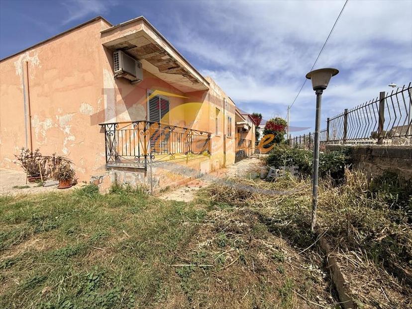 Villa in Viale Edoardo Garrone, Melilli — foto 3 di 5