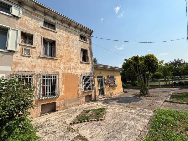 Rustico in Via Scaiole 58, San Giovanni Lupatoto — foto 4 di 5