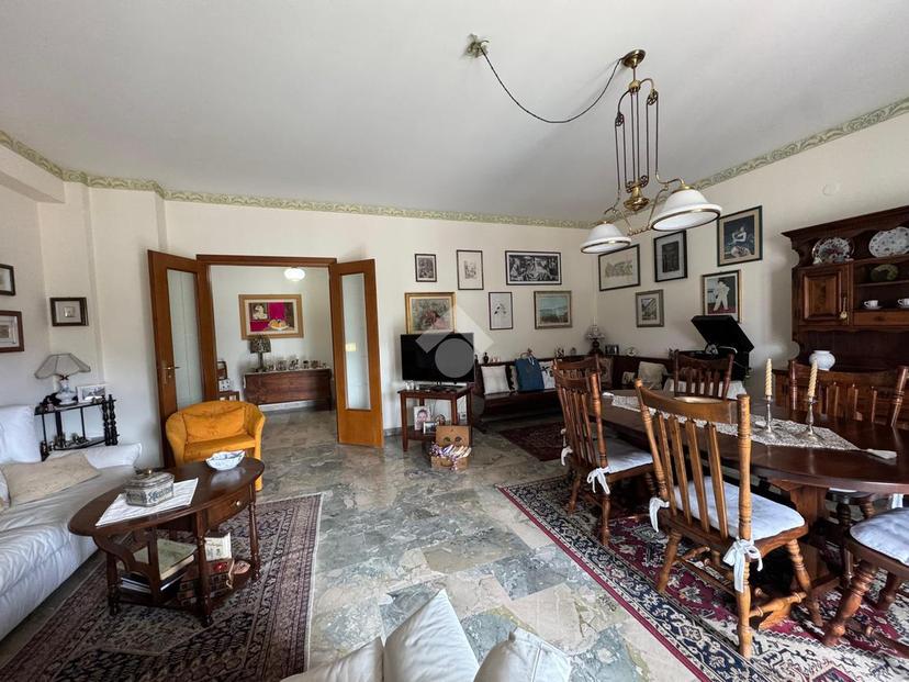 Appartamento in Viale della Concordia 59, Mendicino — foto 3 di 5