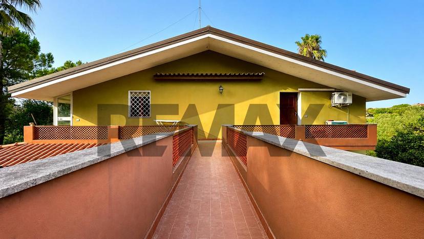 Casa indipendente in Viale Porto Torres 87, Sassari — foto 4 di 5