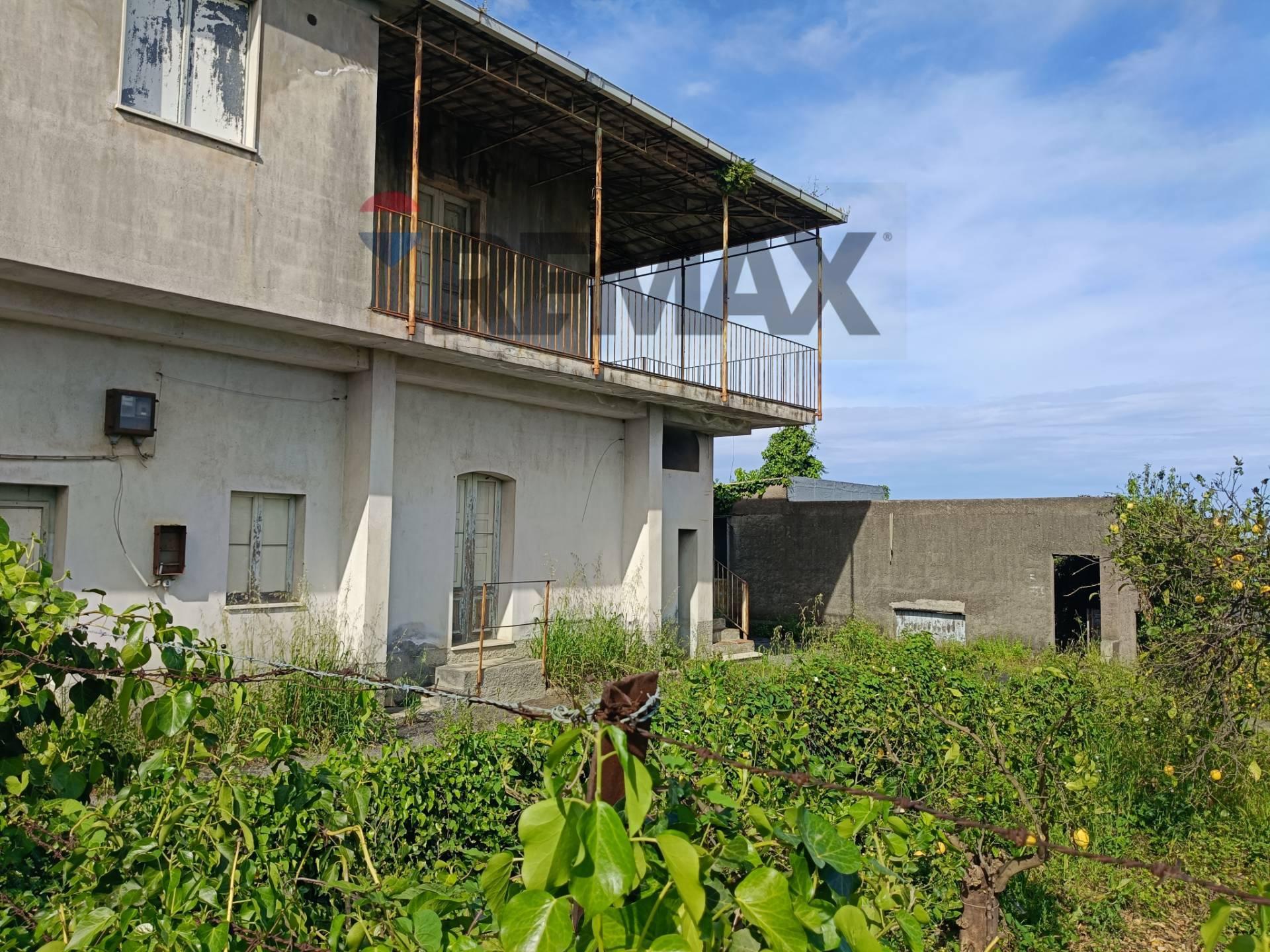 Casa indipendente in Via Giarre Nunziata Snc, Mascali