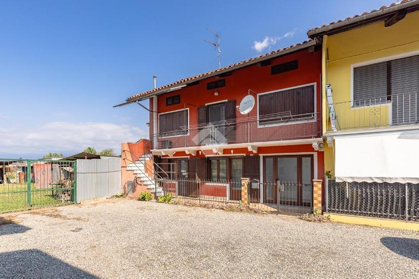Casa indipendente in Corso Regina Margherita 42, Albiano d'Ivrea — foto 3 di 5