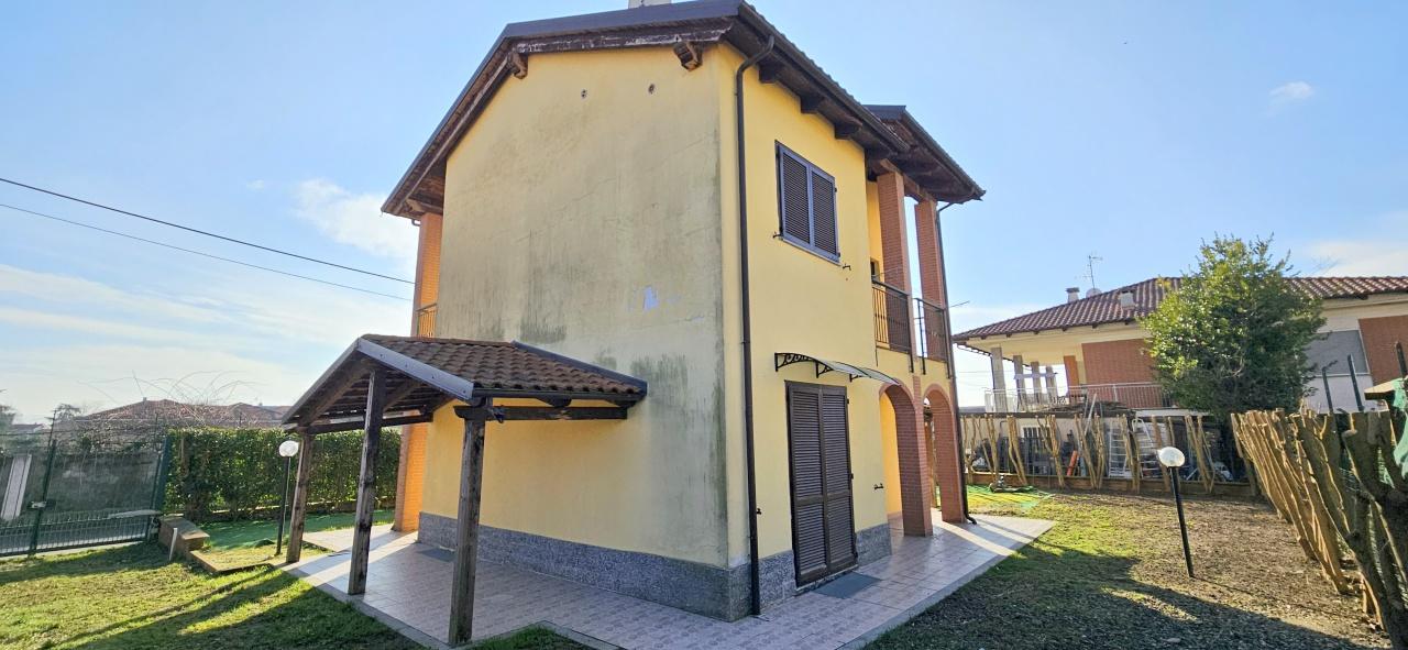 Casa indipendente in Via Pietro Micca 25, Cigliano