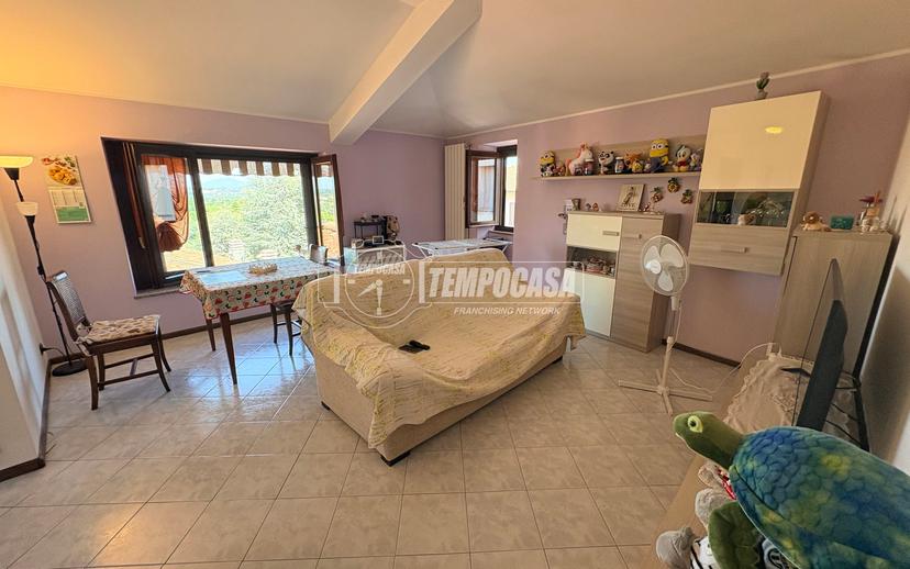 Trilocale in Contrada Grande 13, Casnate con Bernate — foto 2 di 5