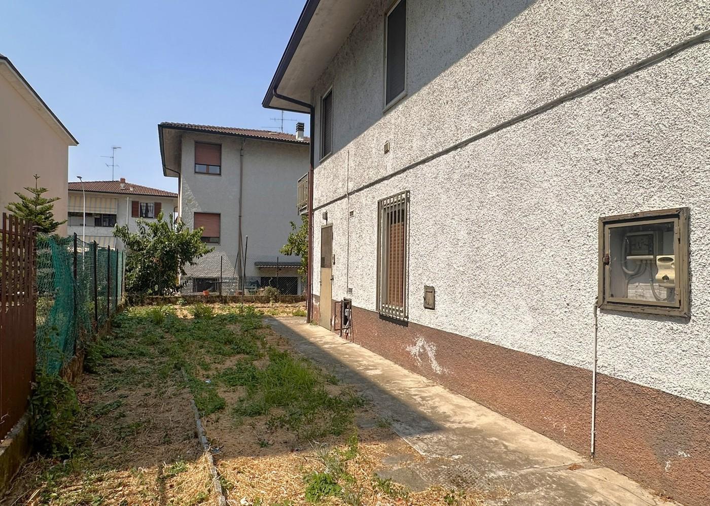 Villa in Via Solferino 9, Pavia