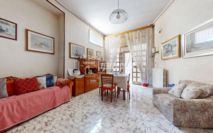 Casa indipendente in Via Pozzo Lepenne, Acquaviva delle Fonti — foto 2 di 5
