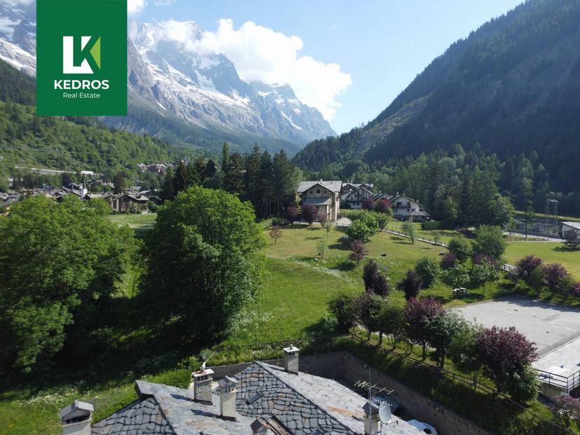 Quadrilocale in Strada Larzey Entreves 46, Courmayeur — foto 3 di 5