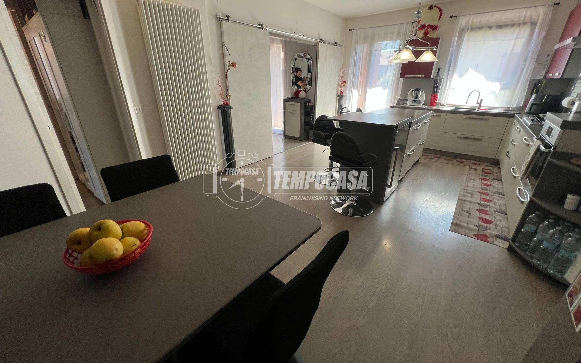 Trilocale in Via Berengario 5, Cavaion Veronese