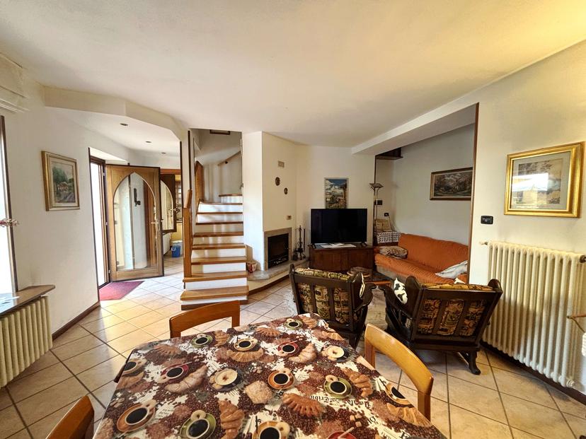 Casa indipendente in Via Baraggiola 1, Gozzano — foto 3 di 5