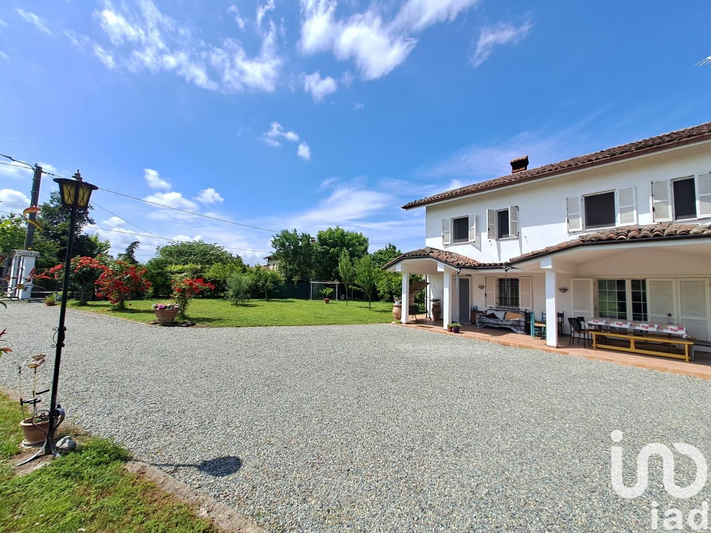 Villa in Strada Scagno 25, Masio