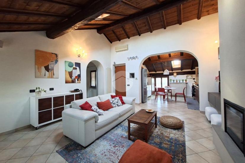 Bilocale in Via Giosuè Carducci 12, Vittuone