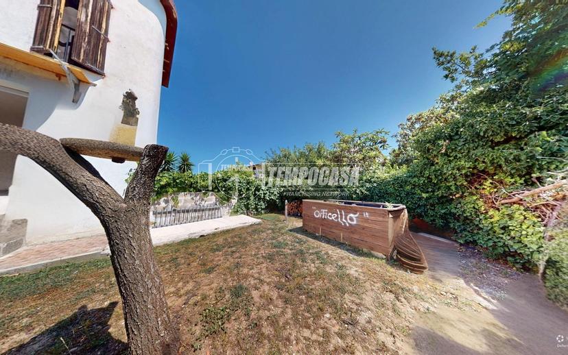 Villa a schiera in Via Fratelli Catoni, Sassari