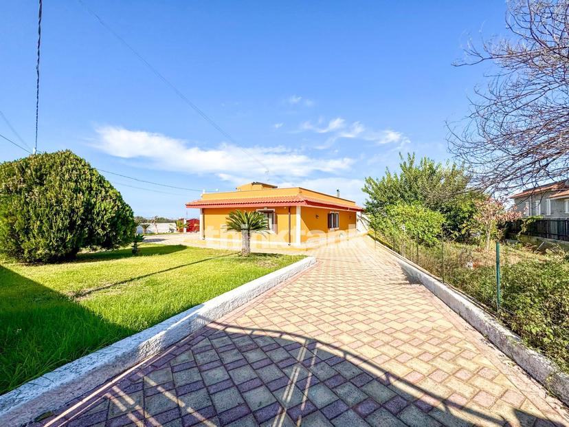 Villa in Via  Capuana 11, Melilli — foto 2 di 5