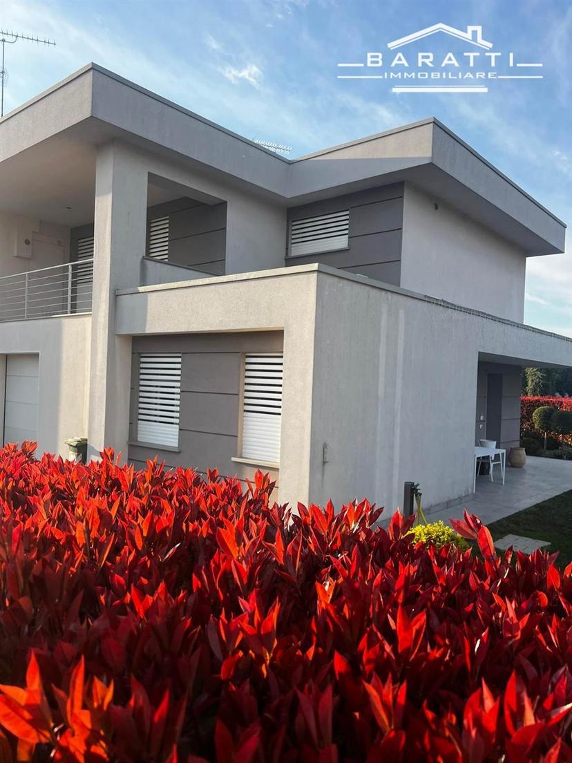 Villa bifamiliare, Pegognaga — foto 3 di 5