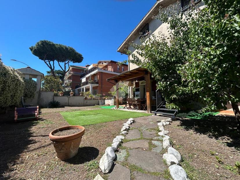 Villa in Via Calatafimi 65, Marino