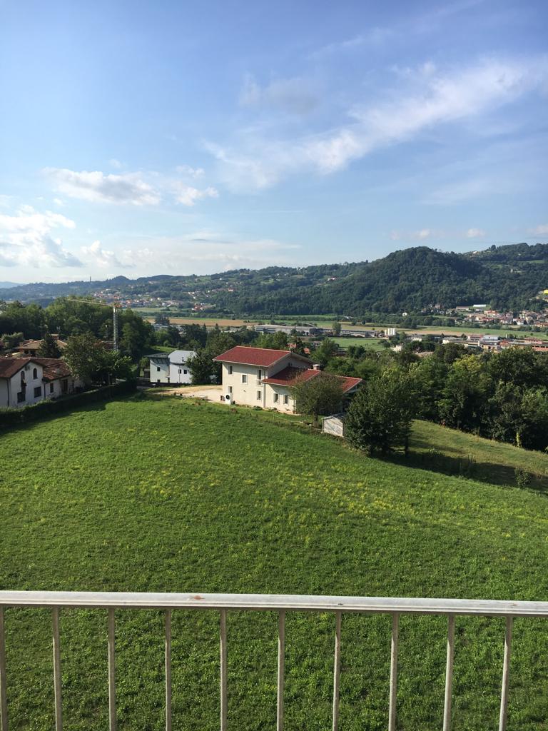 Quadrilocale, Cornedo Vicentino — foto 3 di 5