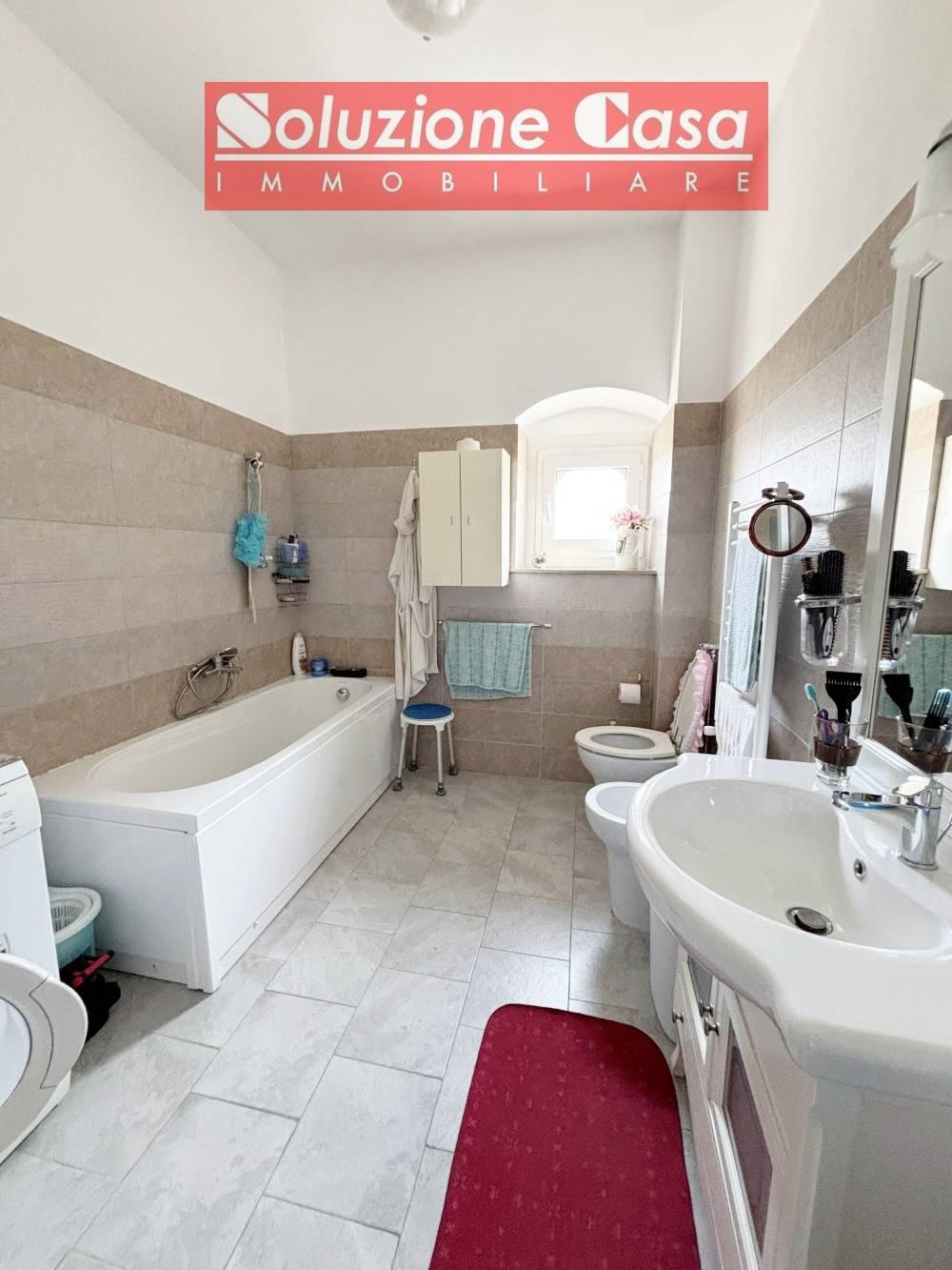 Trilocale in Corso Garibaldi 253, Canosa di Puglia
