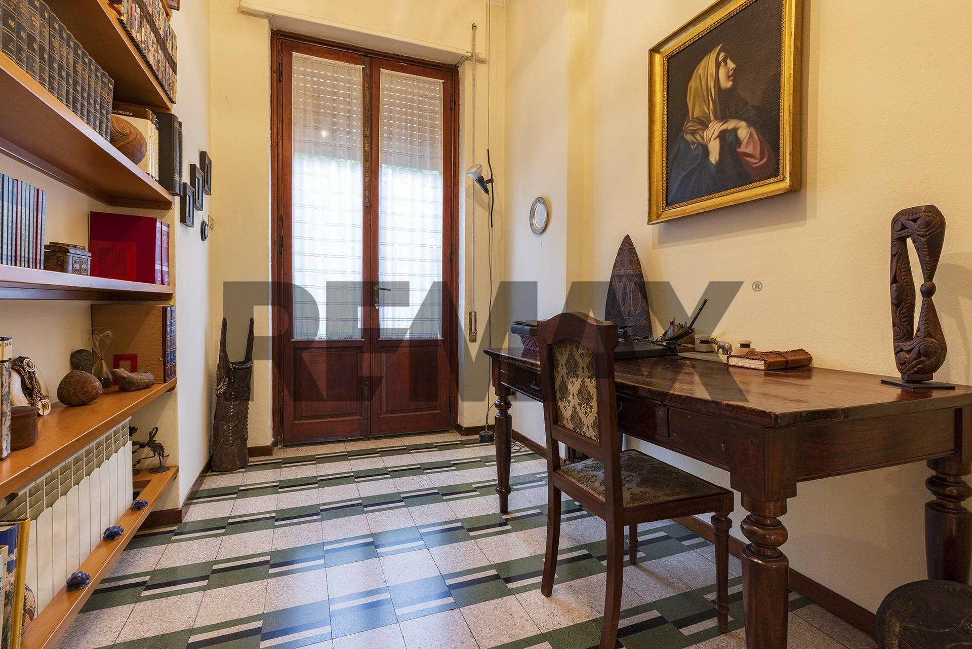 Villa in Via Cristoforo Colombo 5, Castellanza