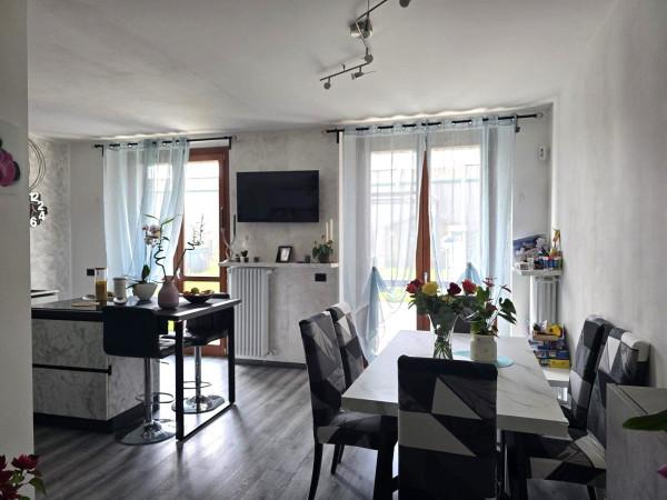 Villa a schiera in Via Padri Ladie' 27, Casaletto Lodigiano